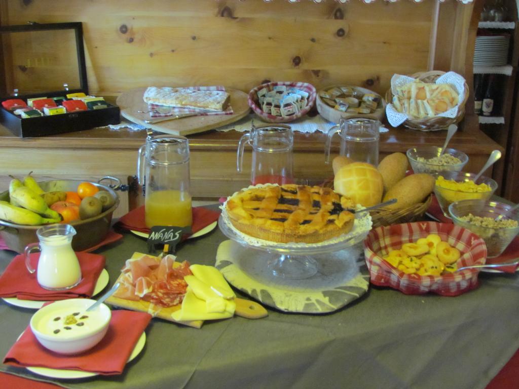 Gressoney-la-Trinité Hotel Lysjoch מראה חיצוני תמונה