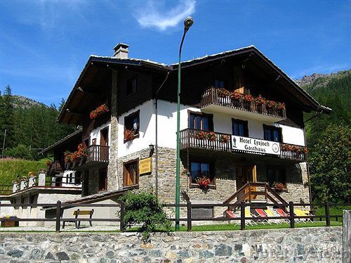 Gressoney-la-Trinité Hotel Lysjoch מראה חיצוני תמונה